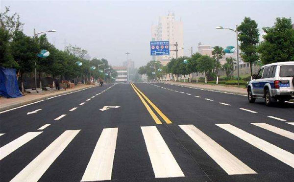 敦煌标线涂料在敦煌环氧地坪项目中的选择与应用